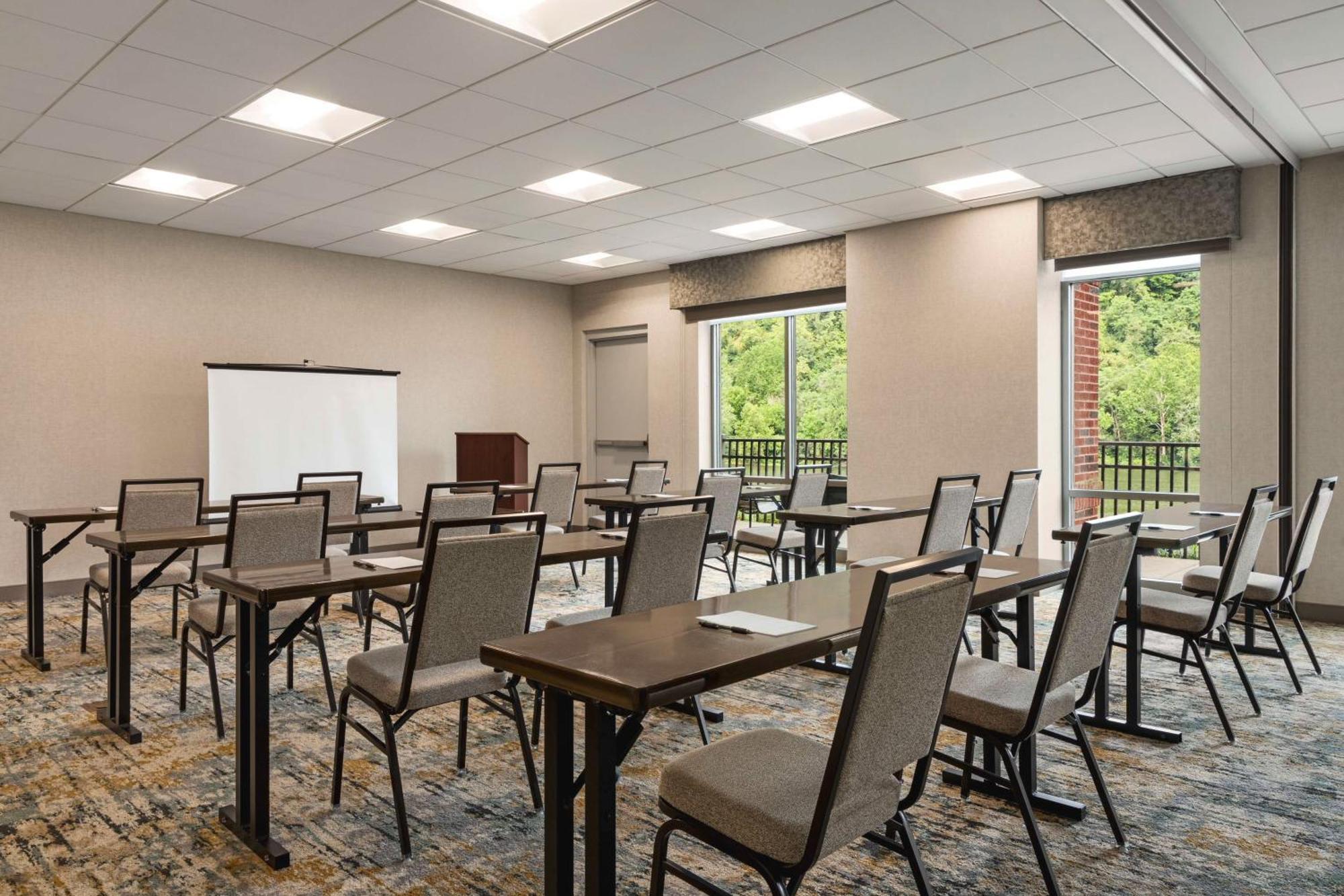 Hampton Inn & Suites Pittsburgh Waterfront West Homestead Dış mekan fotoğraf