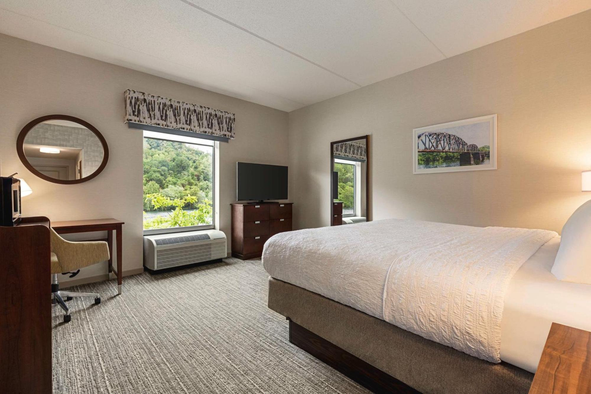 Hampton Inn & Suites Pittsburgh Waterfront West Homestead Dış mekan fotoğraf